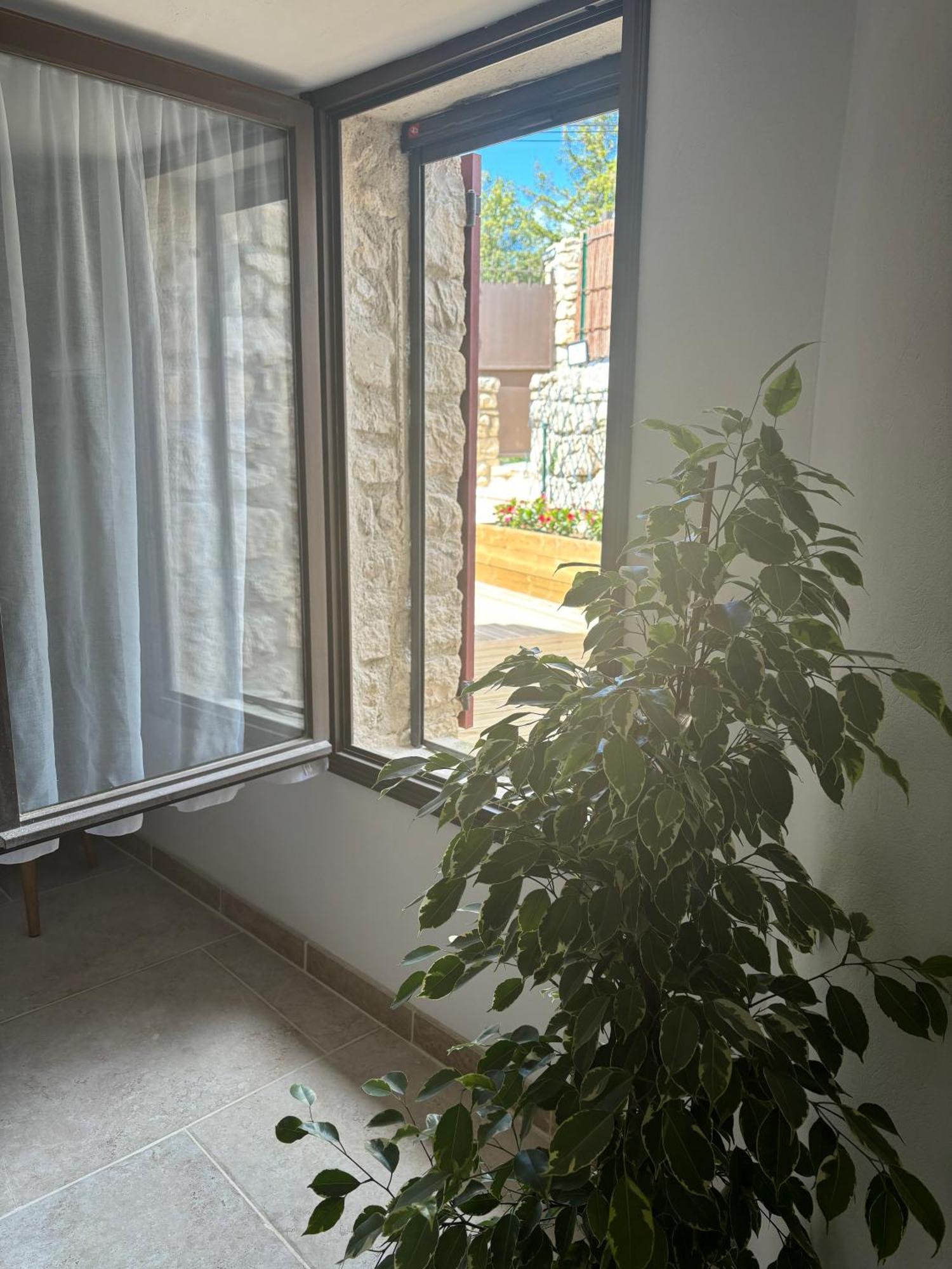 Chez Daniele Chambre Avec Jacuzzi Et Terrasse Privee Мюр Экстерьер фото